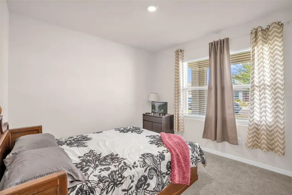 5242 Mahogany Drive Mount Dora FL 32757
