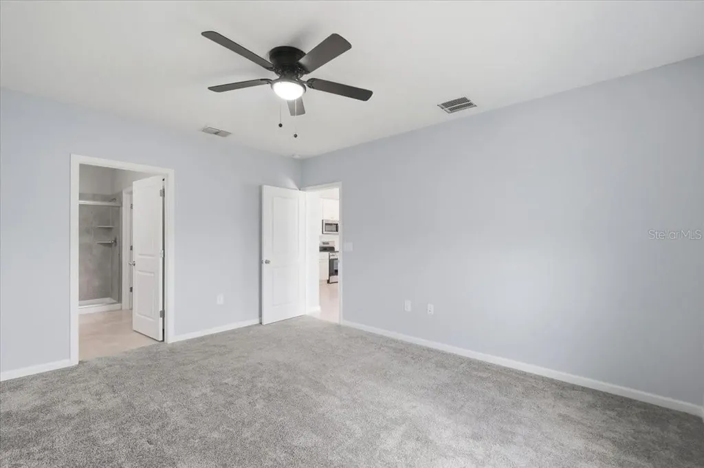 1033 Holden Way Eagle Lake FL 33839