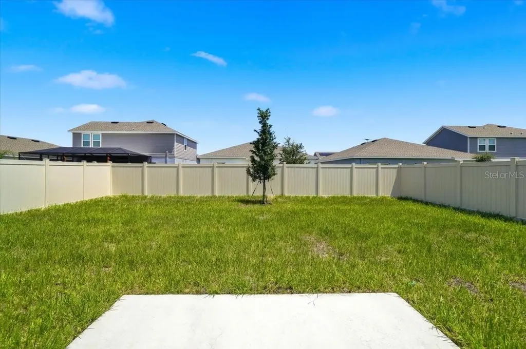1033 Holden Way Eagle Lake FL 33839