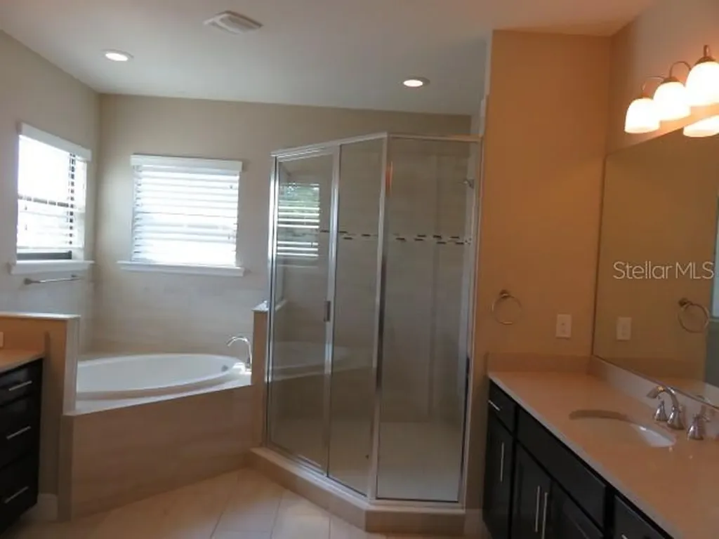 5827 Title Row Drive Bradenton FL 34210