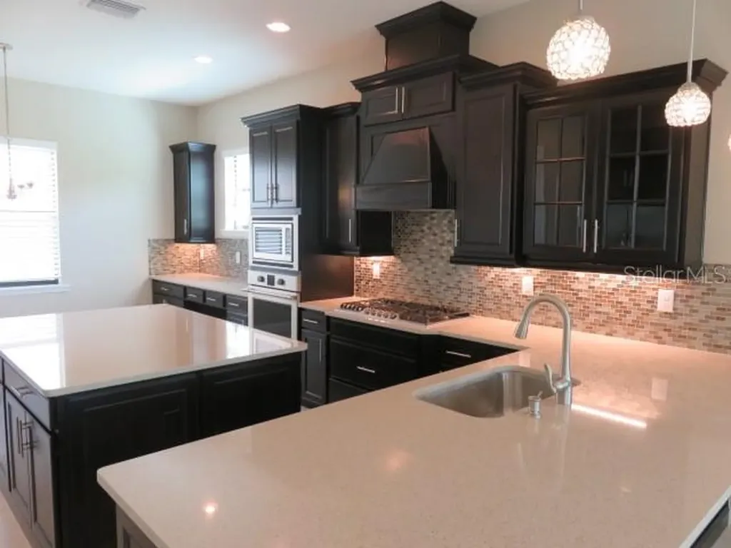5827 Title Row Drive Bradenton FL 34210