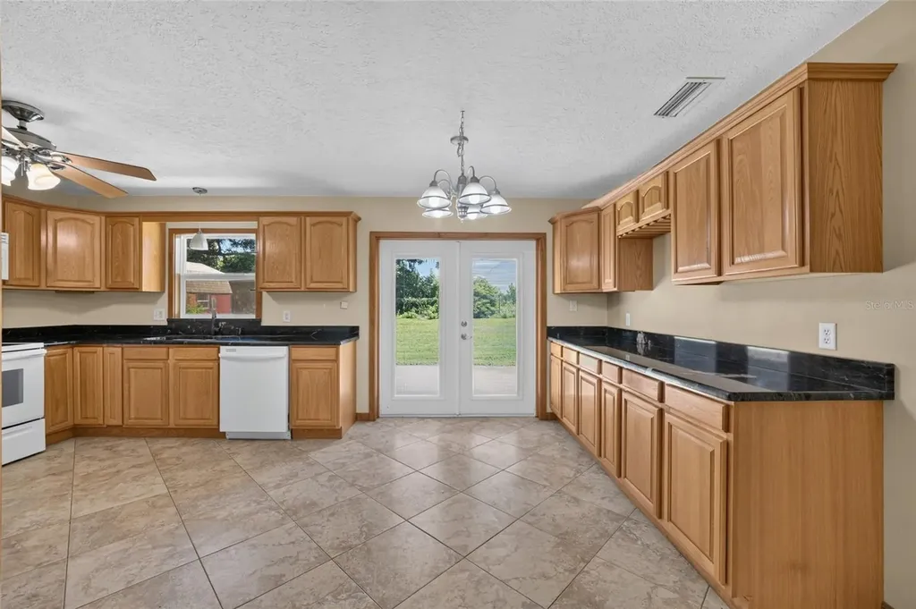1901 NE 52nd Street Ocala FL 34479