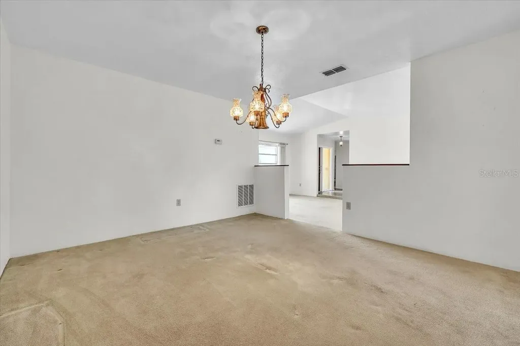 5012 Palm Aire Drive Sarasota FL 34243