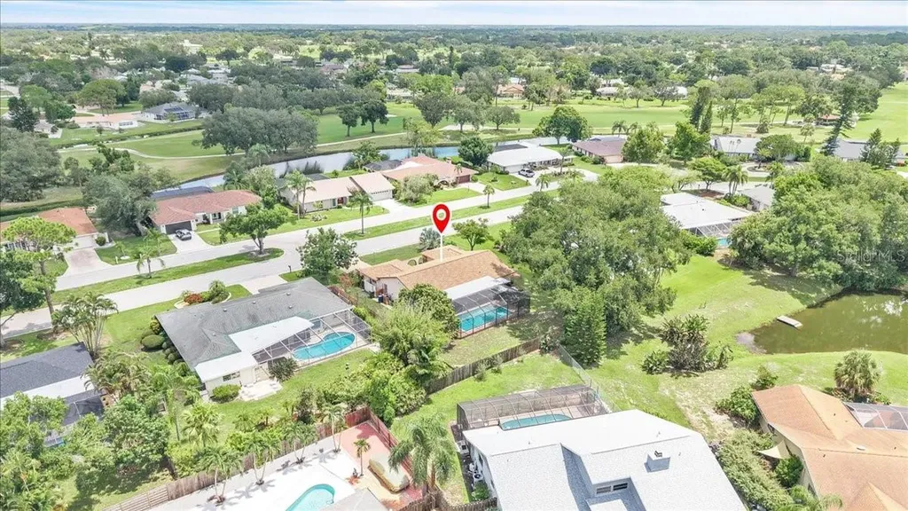 5012 Palm Aire Drive Sarasota FL 34243