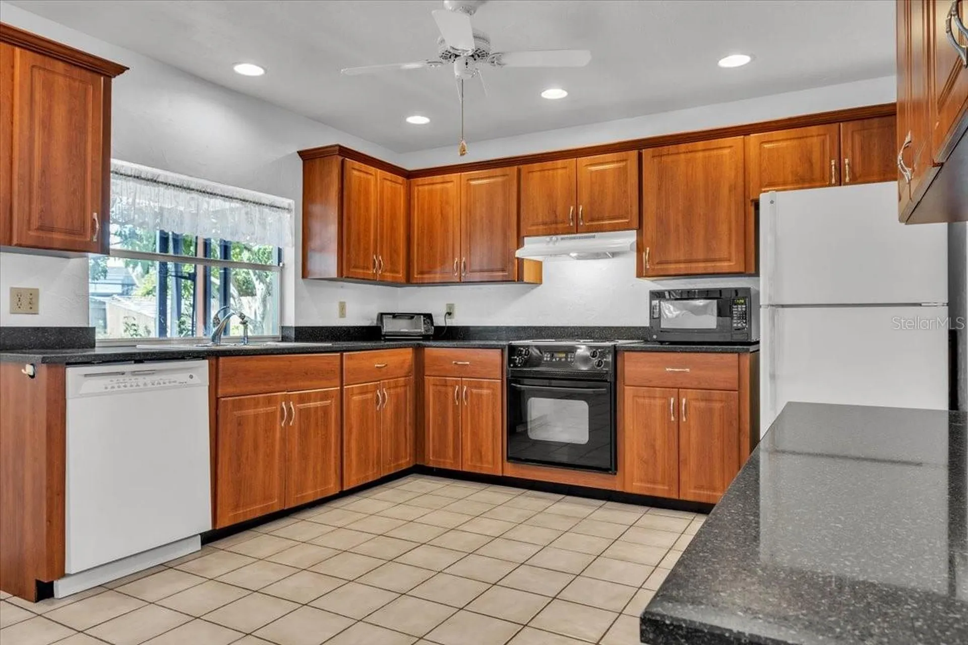 5012 Palm Aire Drive Sarasota FL 34243