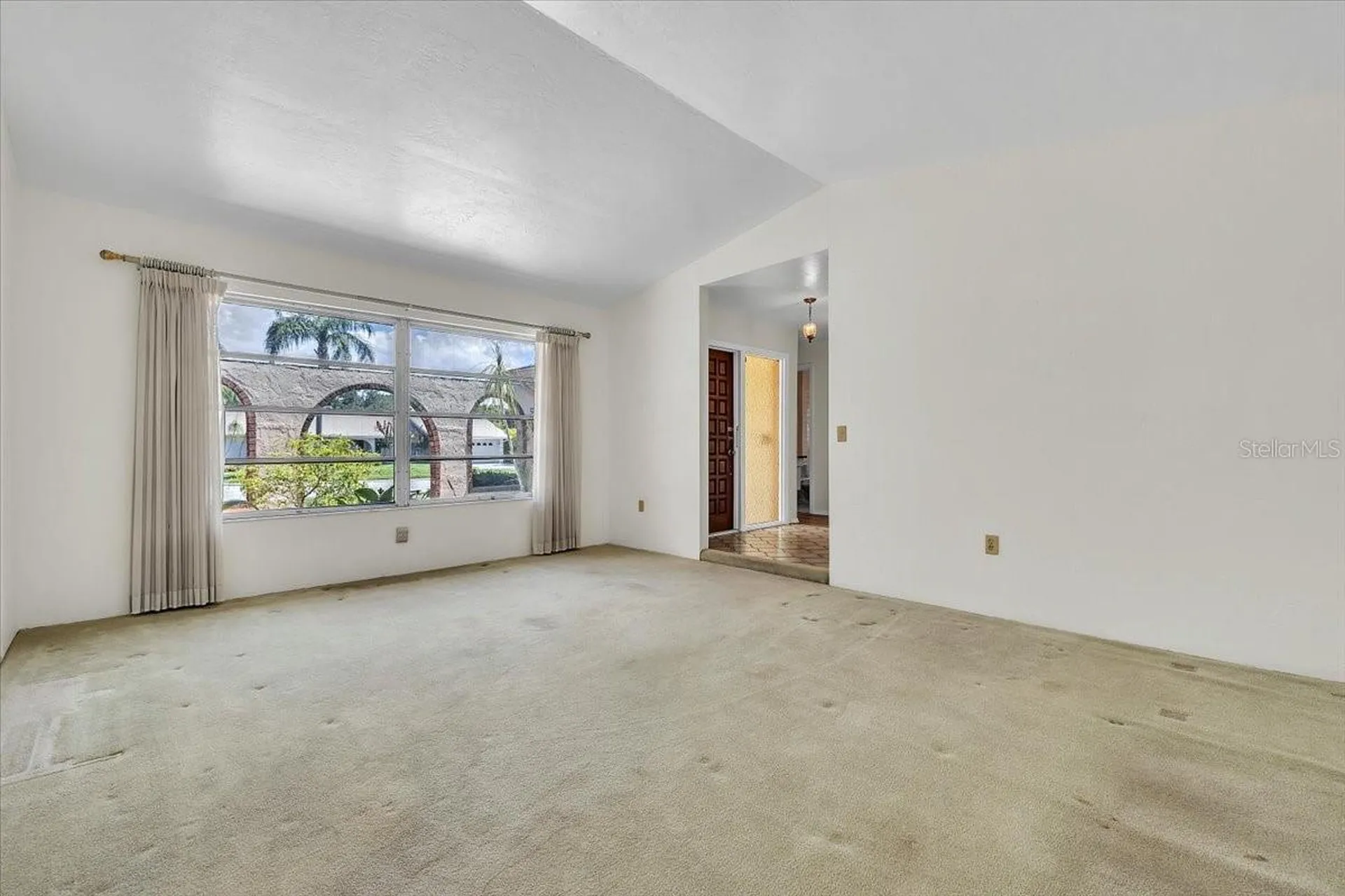 5012 Palm Aire Drive Sarasota FL 34243