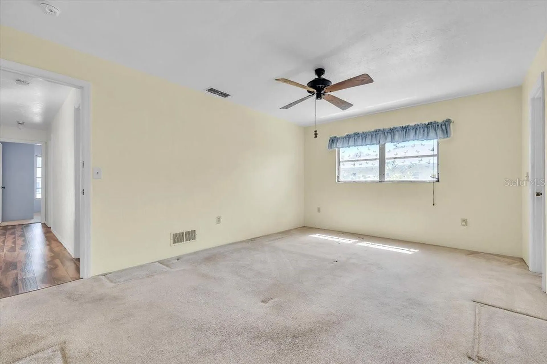 5012 Palm Aire Drive Sarasota FL 34243