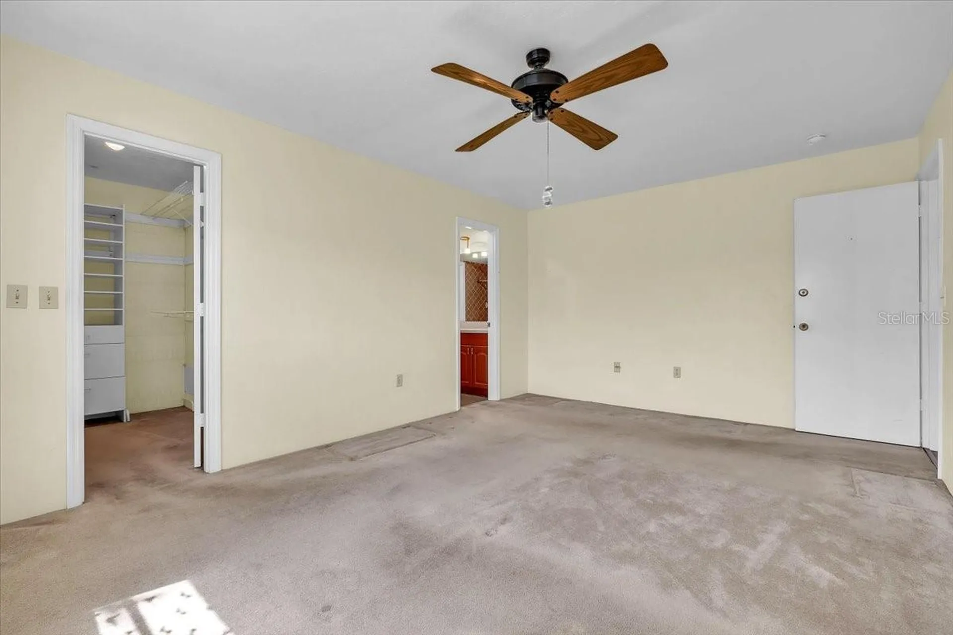 5012 Palm Aire Drive Sarasota FL 34243