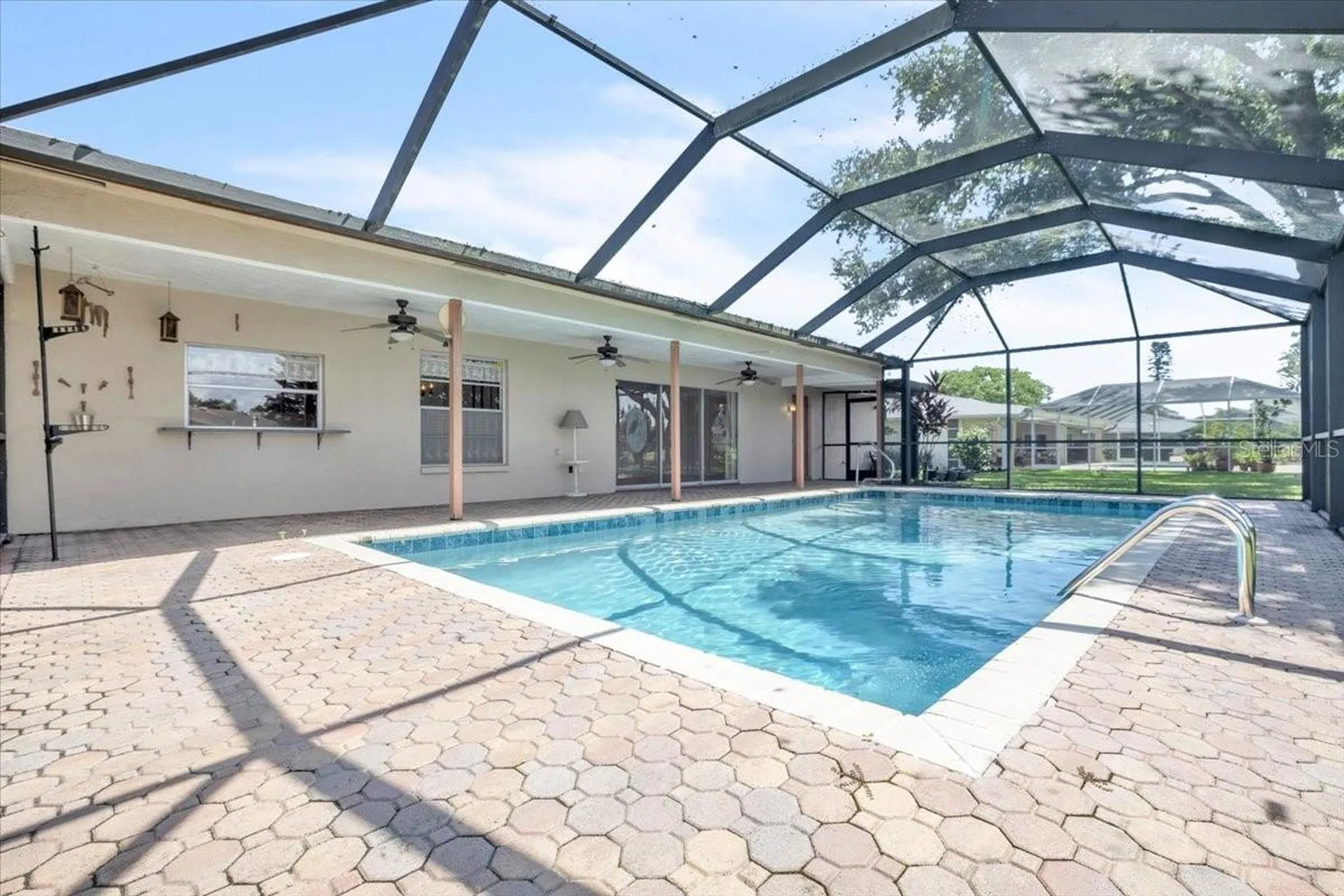 5012 Palm Aire Drive Sarasota FL 34243