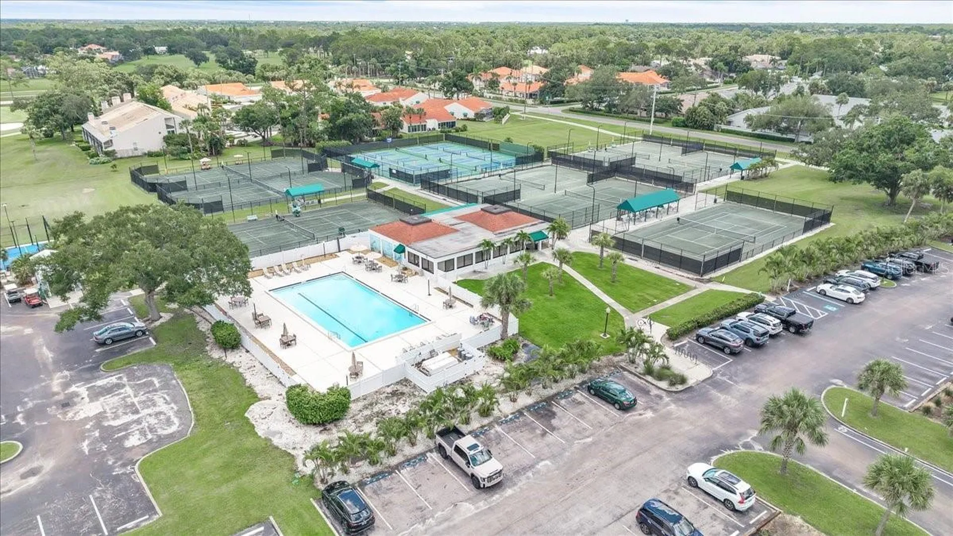 5012 Palm Aire Drive Sarasota FL 34243