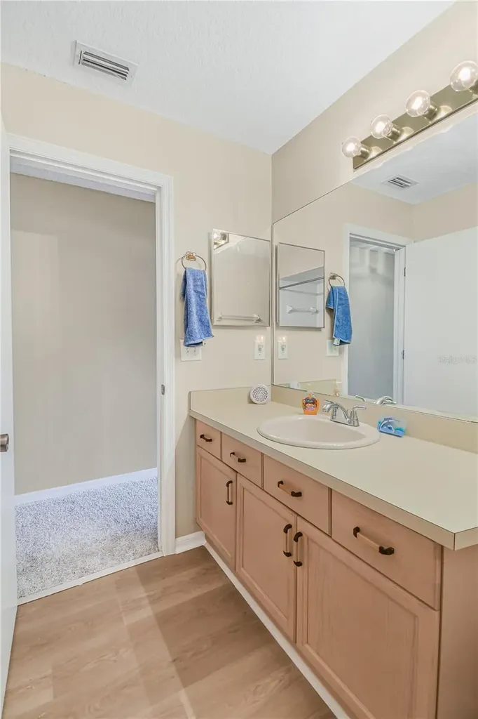 2586 Pine Cove Lane Clearwater FL 33761