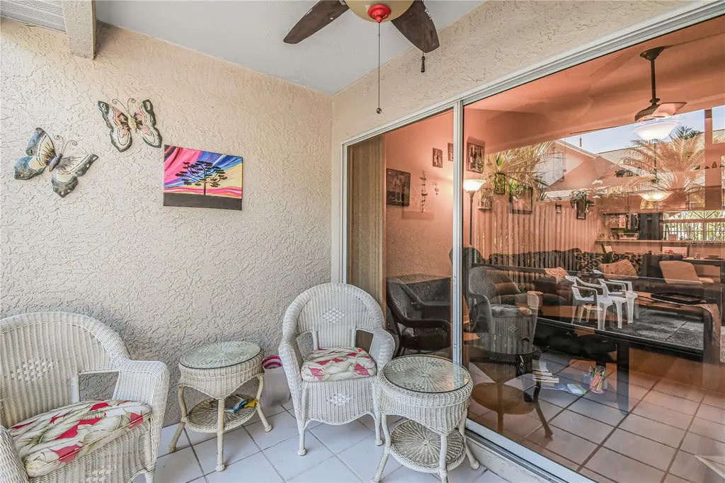2586 Pine Cove Lane Clearwater FL 33761