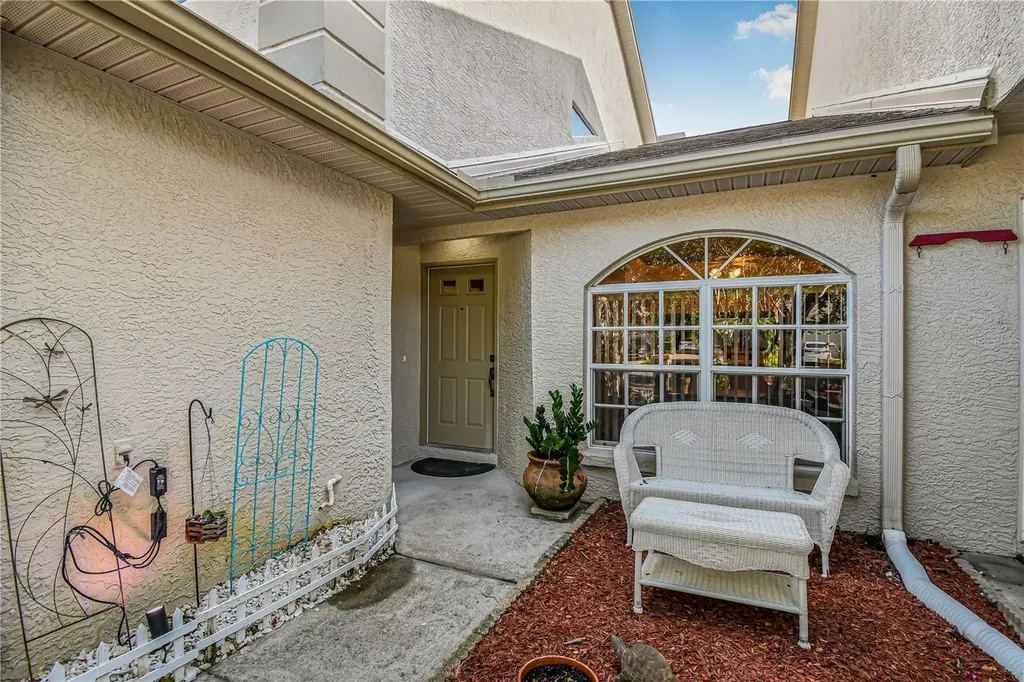 2586 Pine Cove Lane Clearwater FL 33761