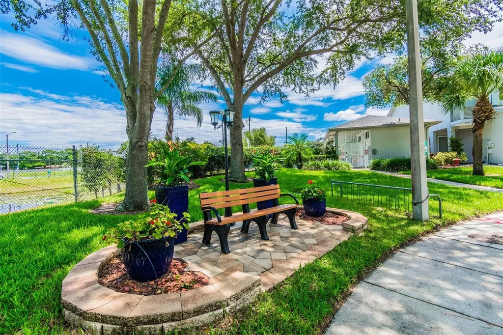 2586 Pine Cove Lane Clearwater FL 33761