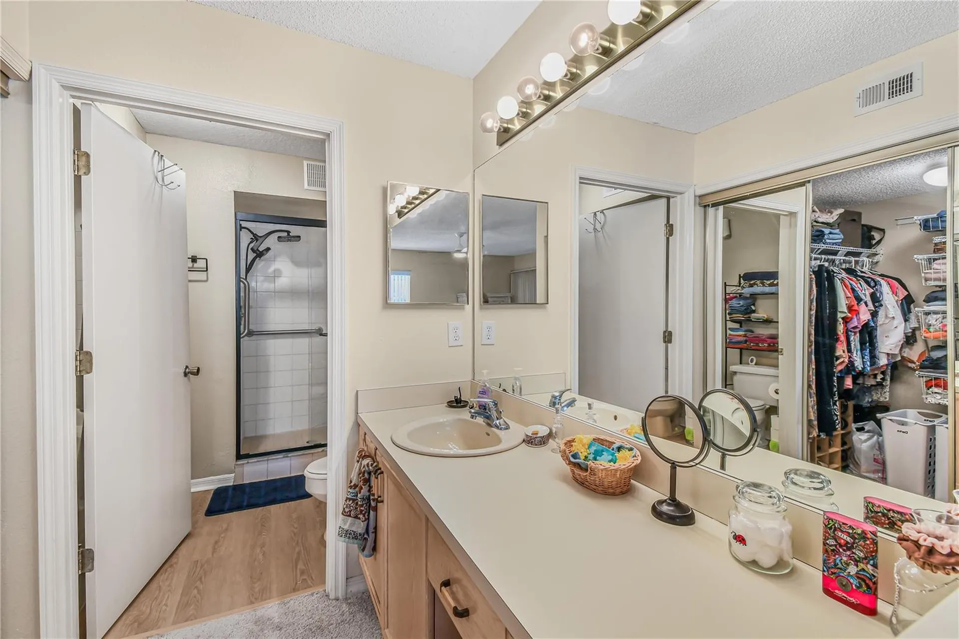 2586 Pine Cove Lane Clearwater FL 33761