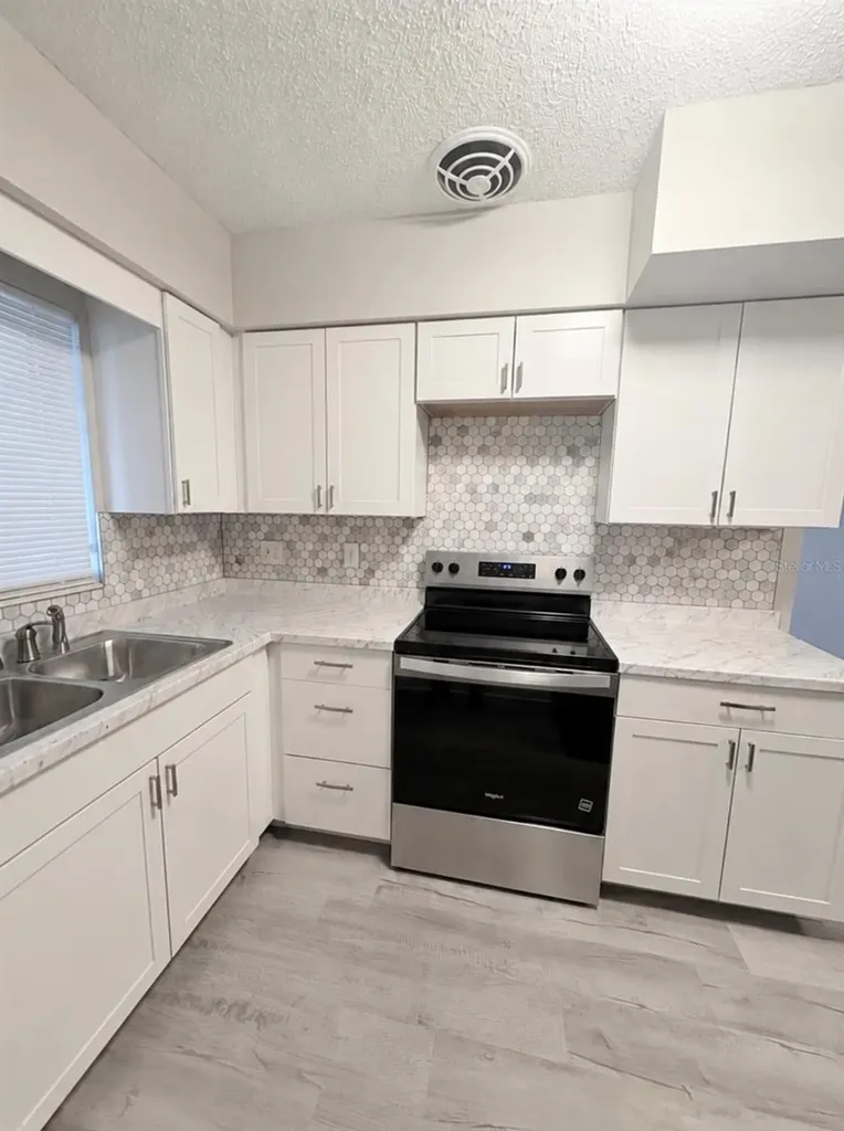 434 Avenue D SE Winter Haven FL 33880