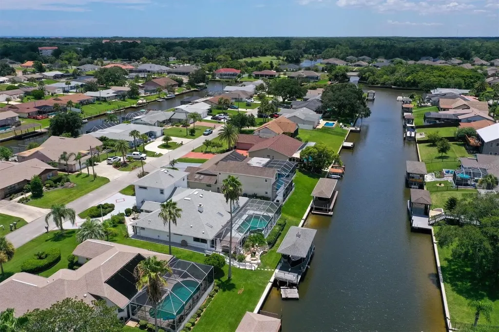 12 Cloverdale Court S Palm Coast FL 32137