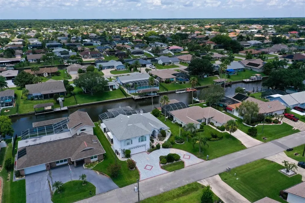 12 Cloverdale Court S Palm Coast FL 32137
