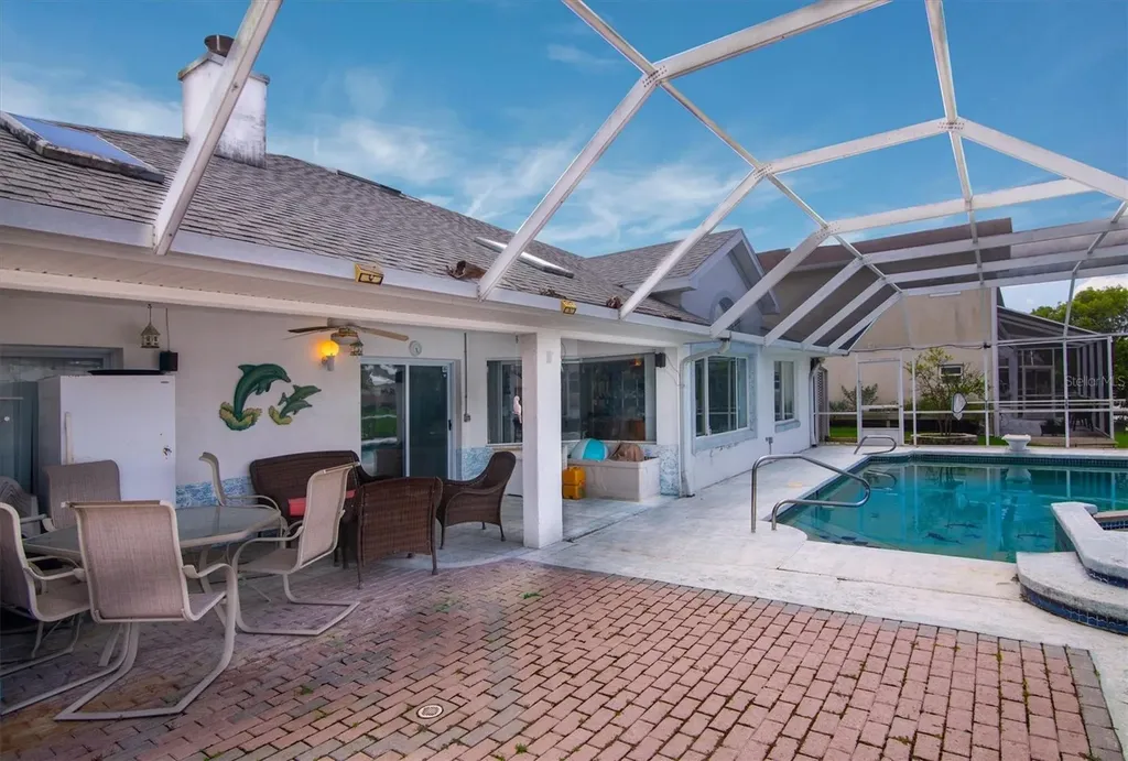 12 Cloverdale Court S Palm Coast FL 32137