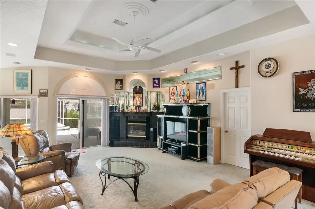 12 Cloverdale Court S Palm Coast FL 32137