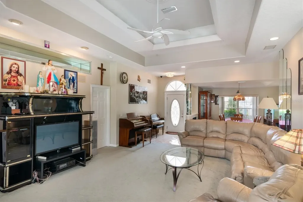 12 Cloverdale Court S Palm Coast FL 32137