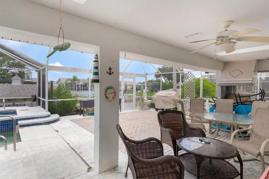 12 Cloverdale Court S Palm Coast FL 32137