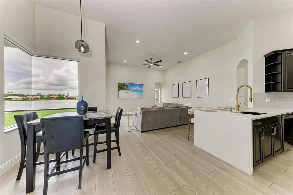 6988 74th Street Circle E Bradenton FL 34203