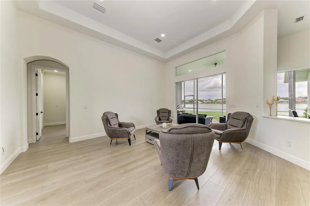 6988 74th Street Circle E Bradenton FL 34203