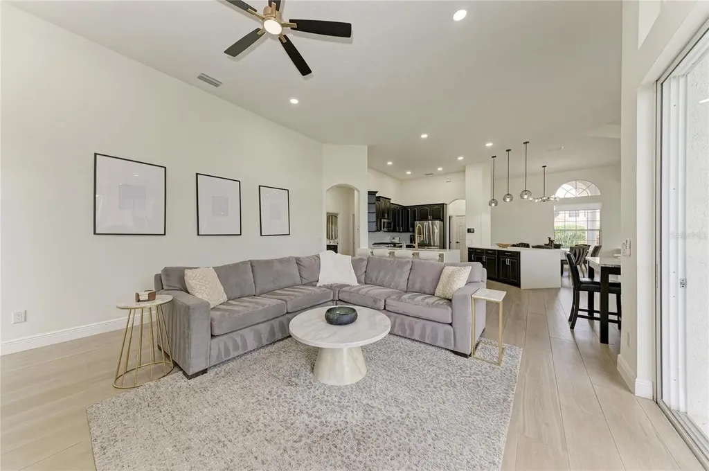 6988 74th Street Circle E Bradenton FL 34203