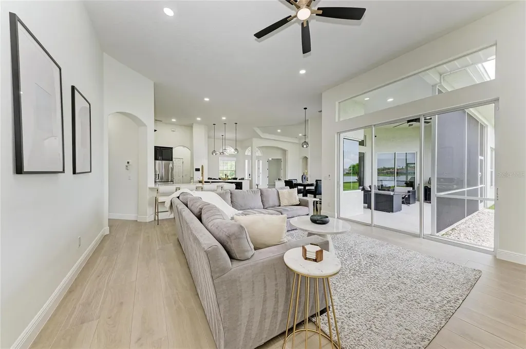 6988 74th Street Circle E Bradenton FL 34203