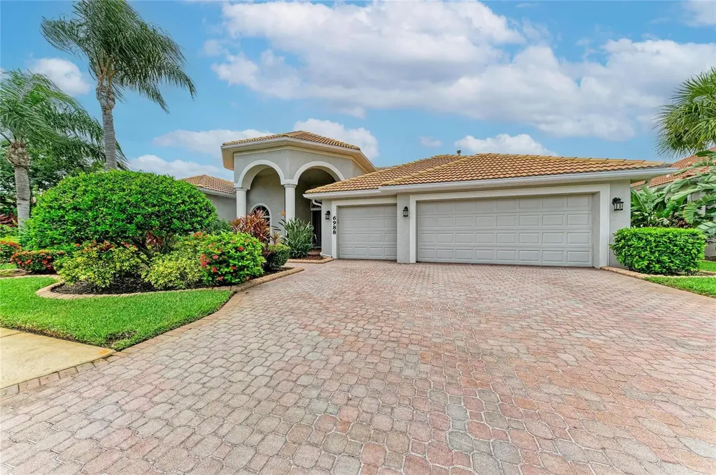 6988 74th Street Circle E Bradenton FL 34203