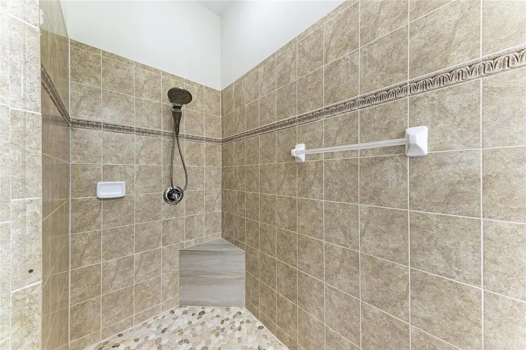 6988 74th Street Circle E Bradenton FL 34203