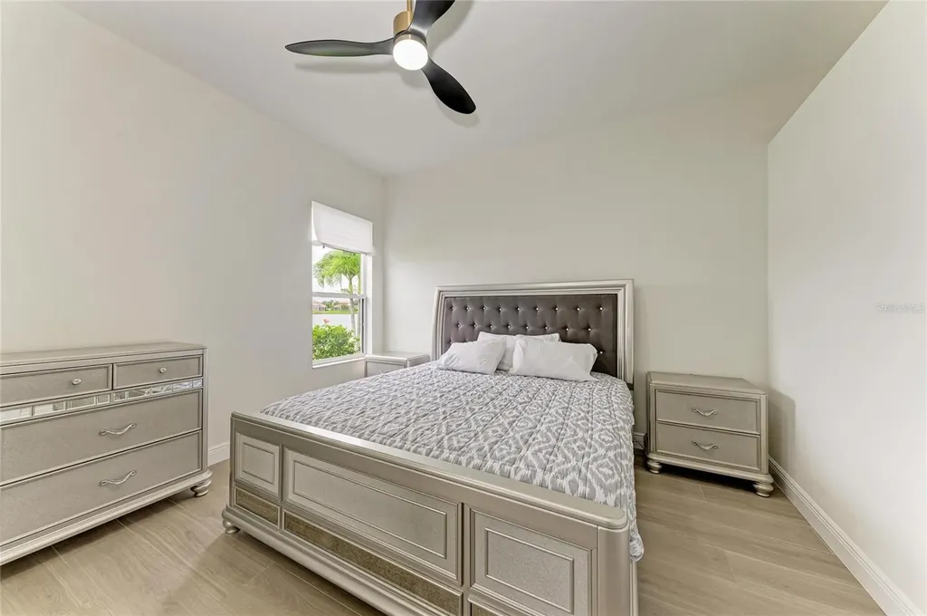 6988 74th Street Circle E Bradenton FL 34203