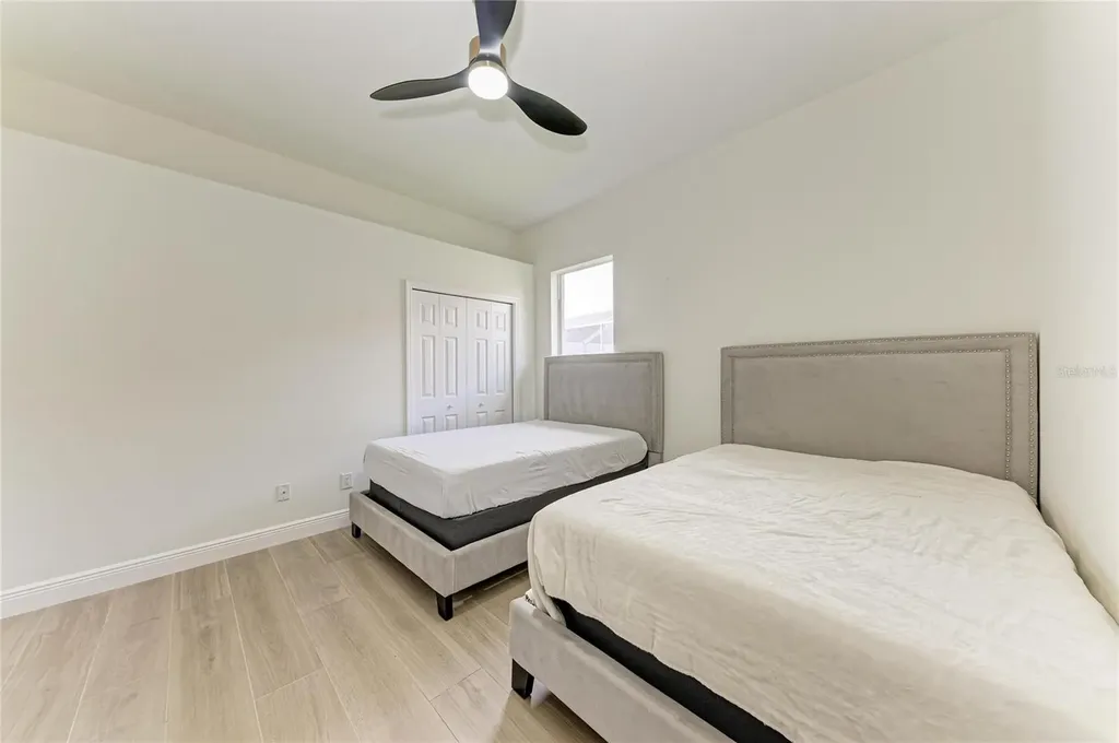 6988 74th Street Circle E Bradenton FL 34203