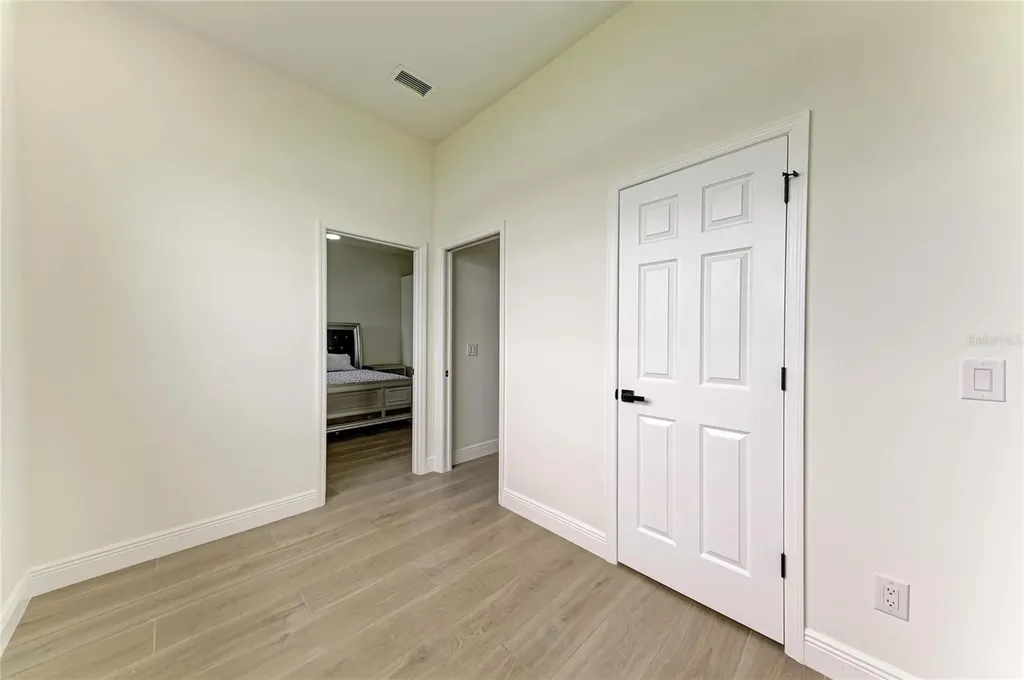 6988 74th Street Circle E Bradenton FL 34203