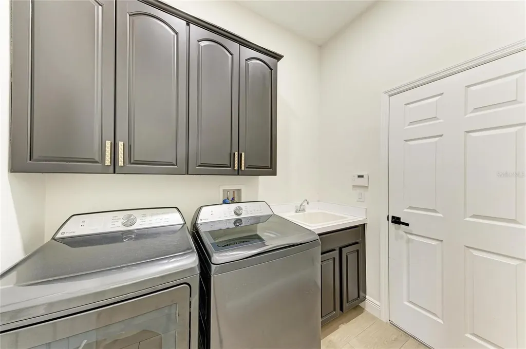 6988 74th Street Circle E Bradenton FL 34203