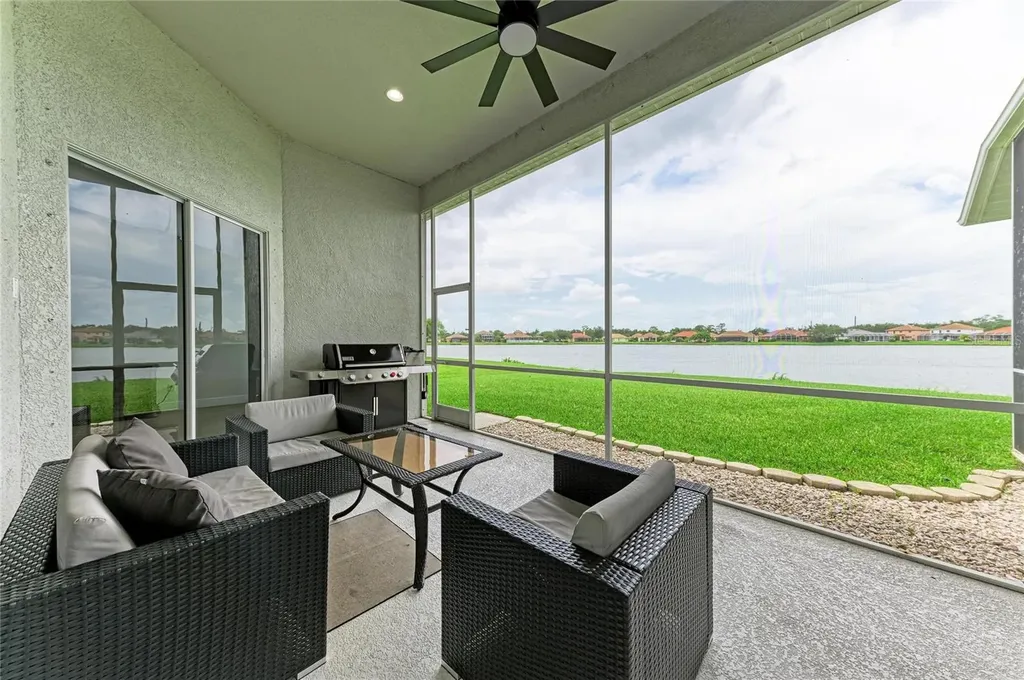 6988 74th Street Circle E Bradenton FL 34203