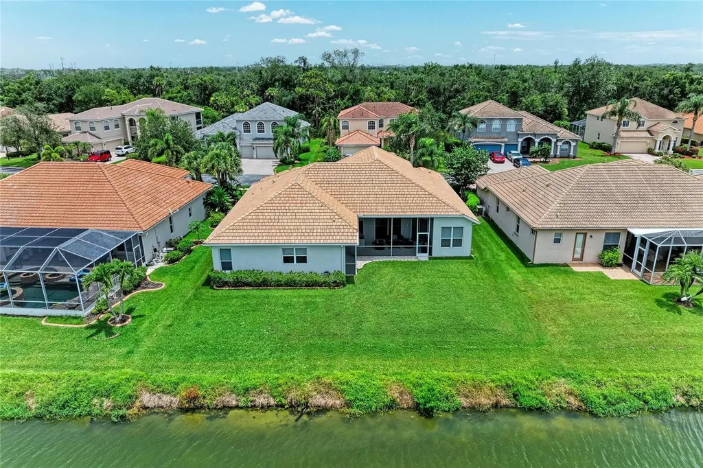 6988 74th Street Circle E Bradenton FL 34203