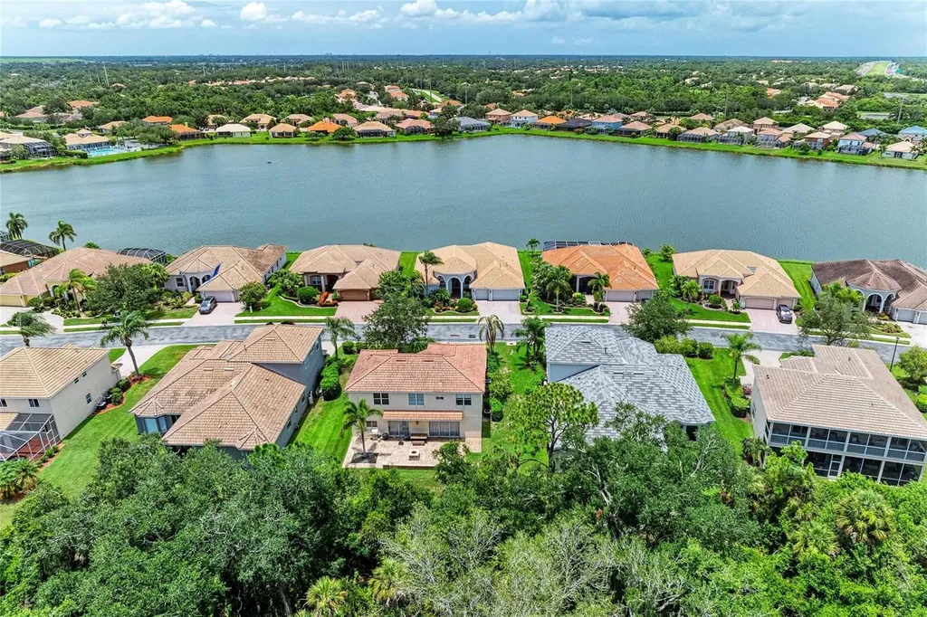 6988 74th Street Circle E Bradenton FL 34203