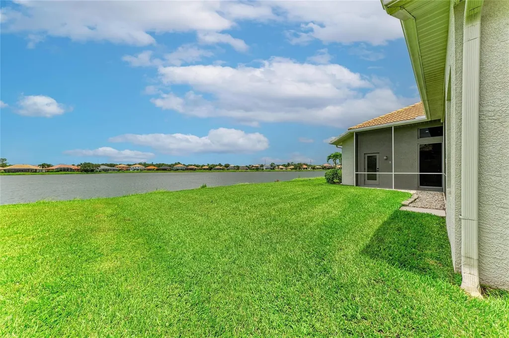 6988 74th Street Circle E Bradenton FL 34203