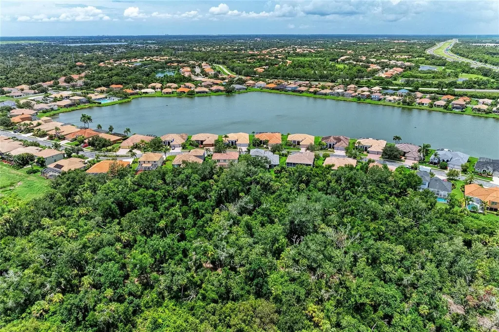 6988 74th Street Circle E Bradenton FL 34203