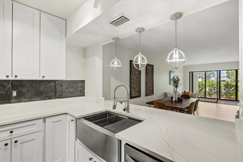 3053 Taywood Meadows Sarasota FL 34235