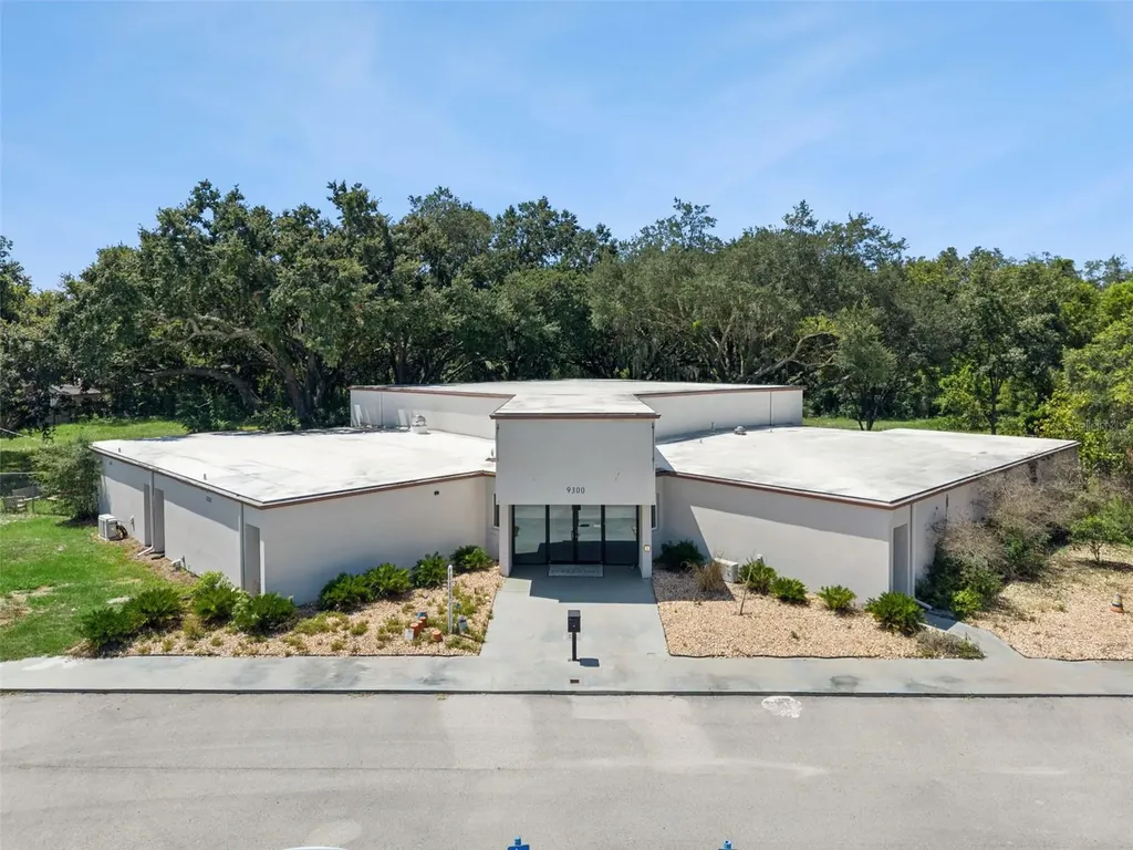 9300 University Boulevard Orlando FL 32817