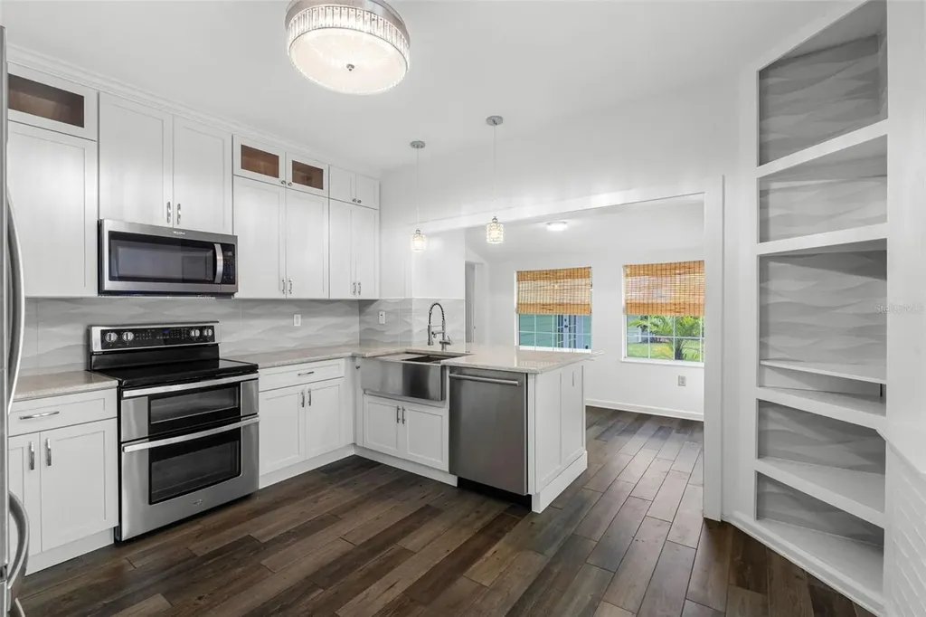 641 Wilkie Street Dunedin FL 34698