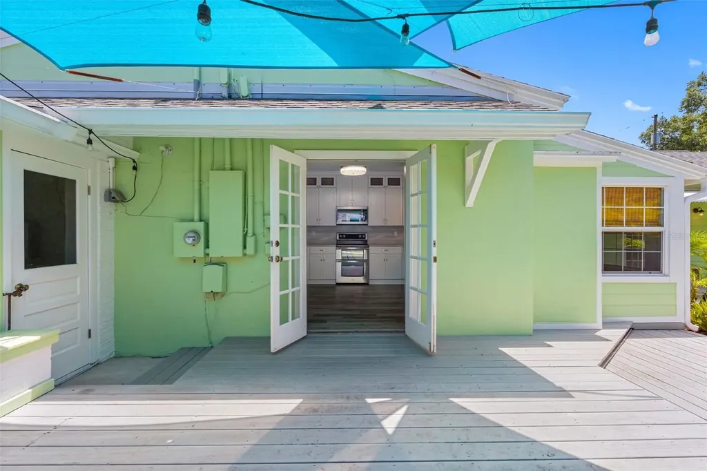 641 Wilkie Street Dunedin FL 34698