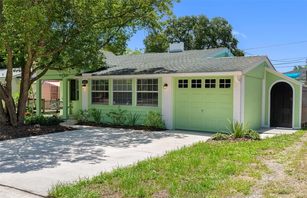 641 Wilkie Street Dunedin FL 34698