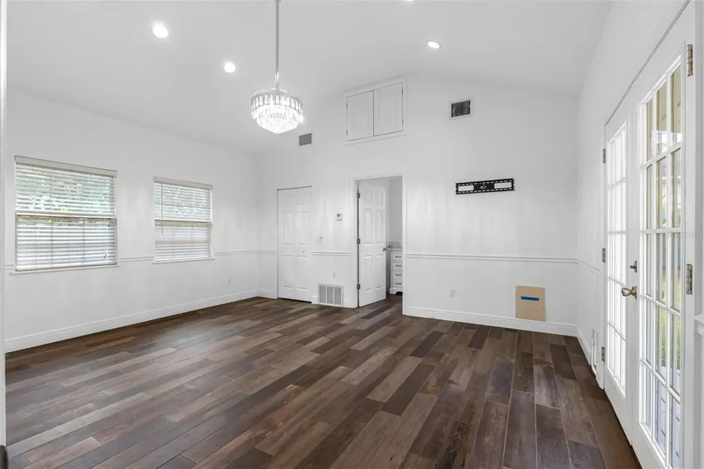 641 Wilkie Street Dunedin FL 34698