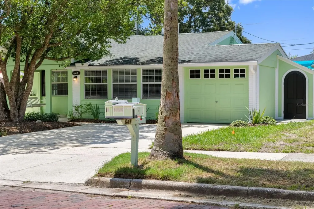 641 Wilkie Street Dunedin FL 34698