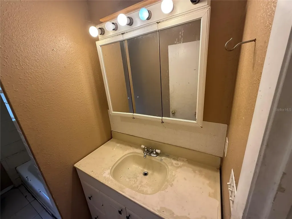 3124 11th Street Court E Bradenton FL 34208