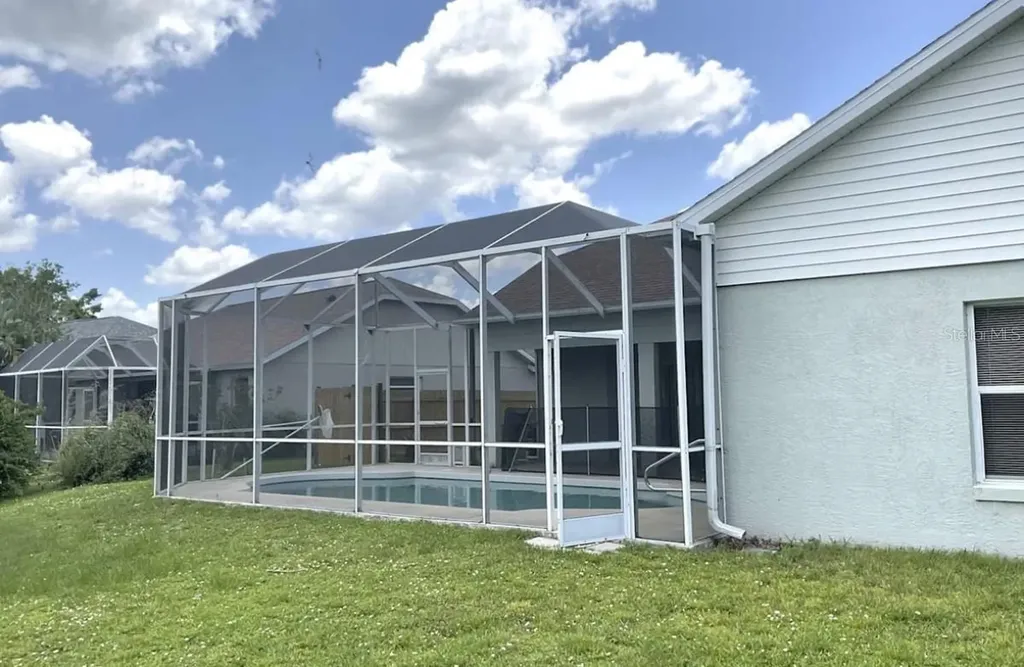 4841 14th Avenue E Bradenton FL 34208